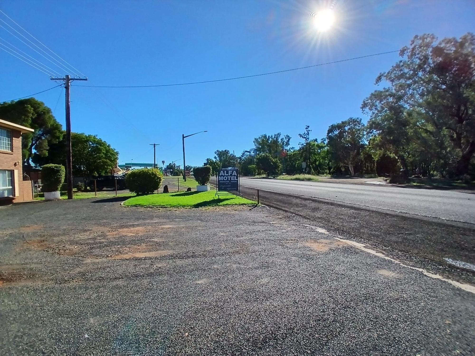 Alfa Motel Gilgandra Bagian luar foto
