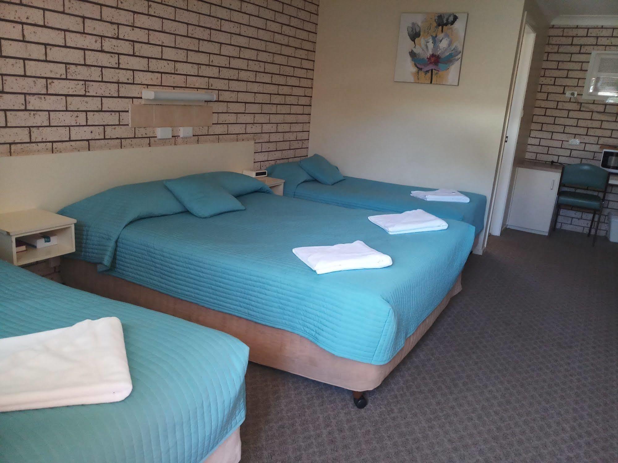 Alfa Motel Gilgandra Bagian luar foto