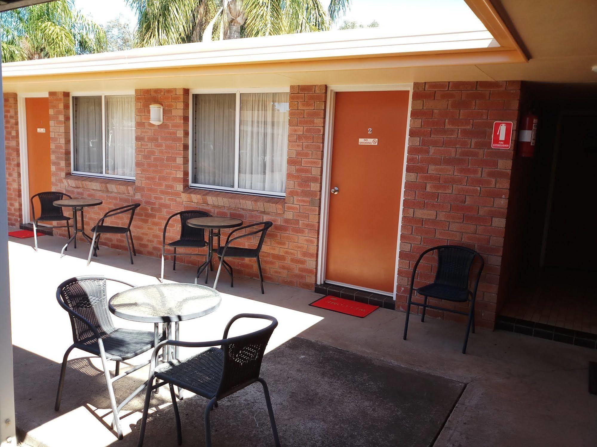 Alfa Motel Gilgandra Bagian luar foto
