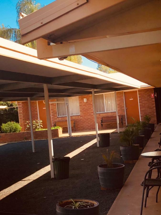 Alfa Motel Gilgandra Bagian luar foto